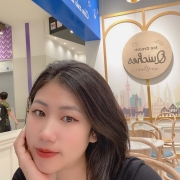 CHỊ  LẮM 