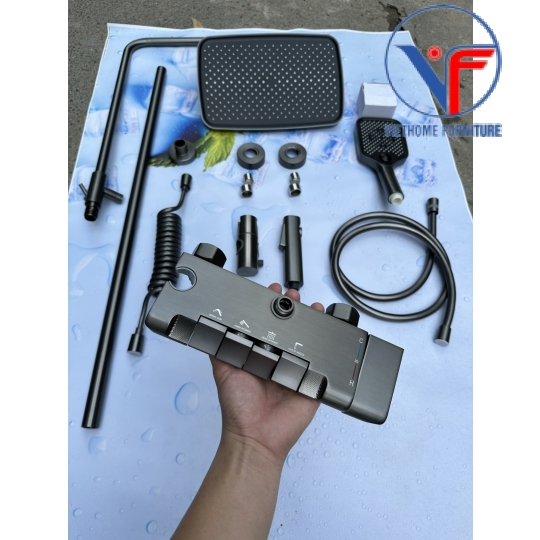 SEN TẮM ĐỨNG NÓNG LẠNH PHÍM ĐÀN MẠ TITAN