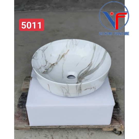 Chậu lavabo rửa mặt chất liệu sứ họa tiết vân xám nâu đỏ