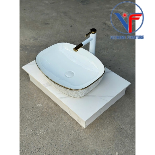 Lavabo đặt bàn màu trắng họa tiết màu vàng bóng