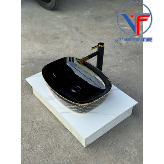 Lavabo đặt bàn màu đen sọc ca rô vàng