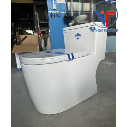 Bồn cầu 1 khối men sứ chống bám bẩn xả xoáy mạnh