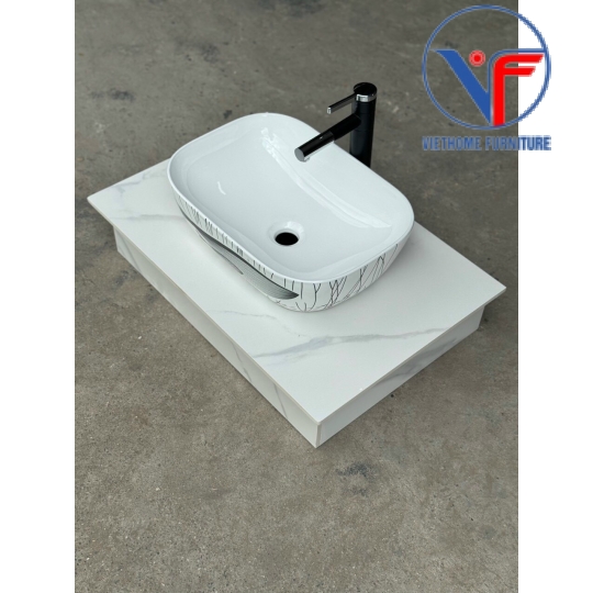 Lavabo đặt bàn màu trắng men sứ trắng hoa văn cá heo