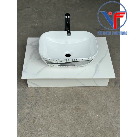 Lavabo đặt bàn màu trắng men sứ trắng hoa văn cá heo